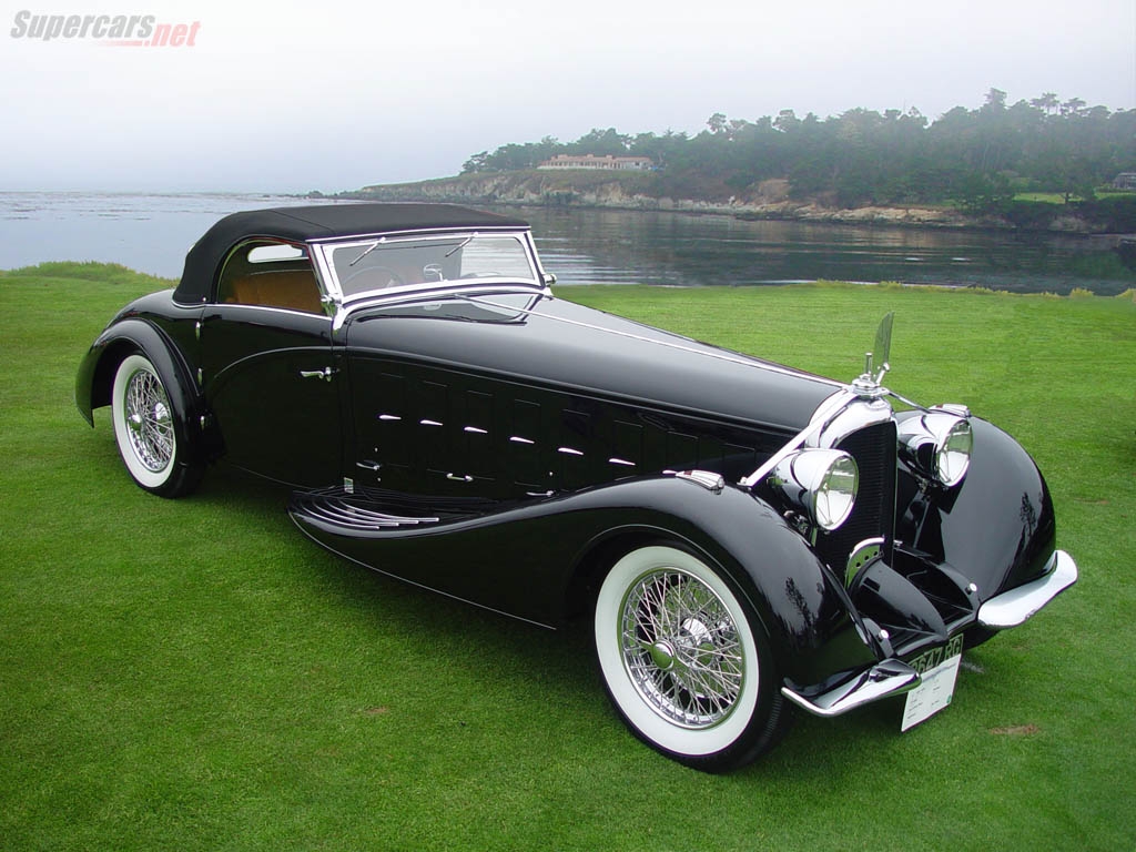 1934_Voisin_C15SaloitRoadster1.jpg